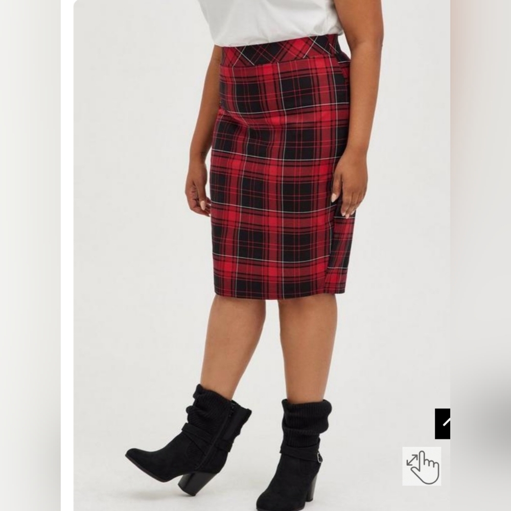 NWT Torrid Ponte pencil skirt size 10
